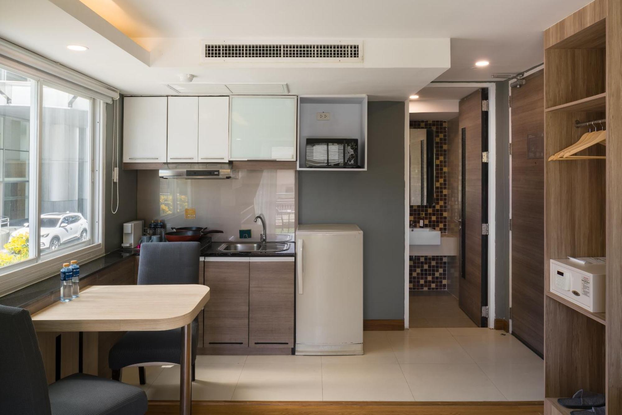 Aspira Suites Sukhumvit 20 Bangkok Zewnętrze zdjęcie